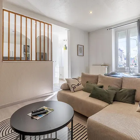 아파트 Cosy T2 Renove, Proche Centre-ville-fibre/netflix 몽뤼꽁