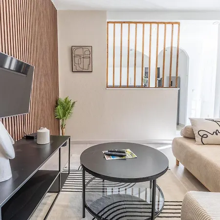 Cosy T2 Renove, Proche Centre-ville-fibre/netflix * 몽뤼꽁