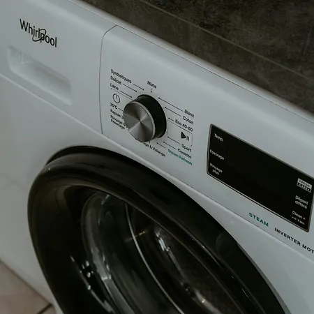 Cosy T2 Renove, Proche Centre-ville-fibre/netflix 아파트